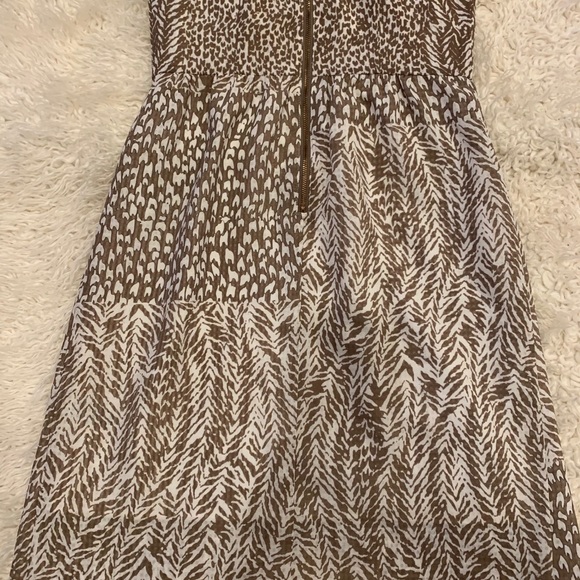 Th Limited Strapless Dress - Picture 4 of 4